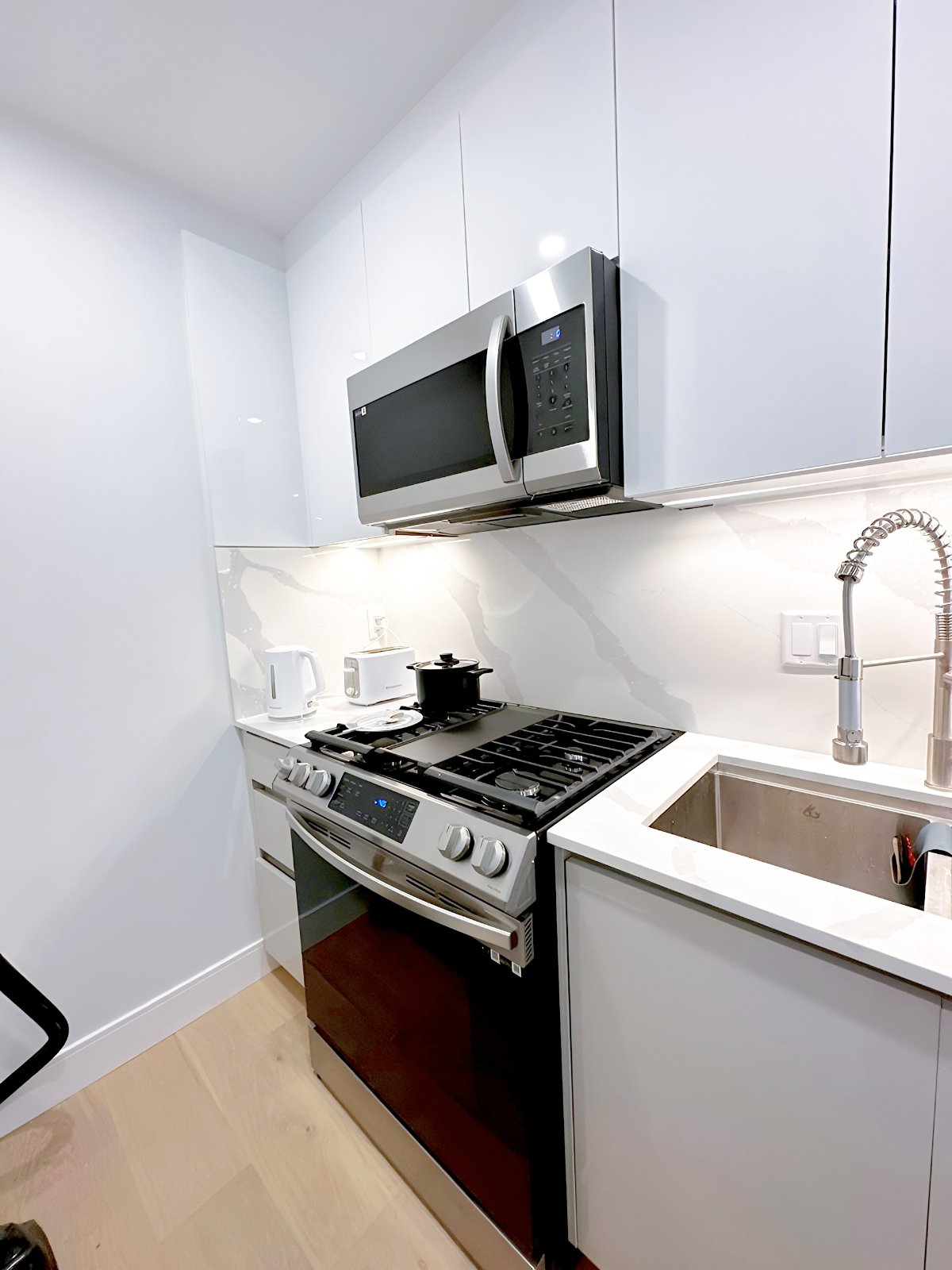 Room in House for Rent - 2883 E Georgia St, Vancouver, BC 3